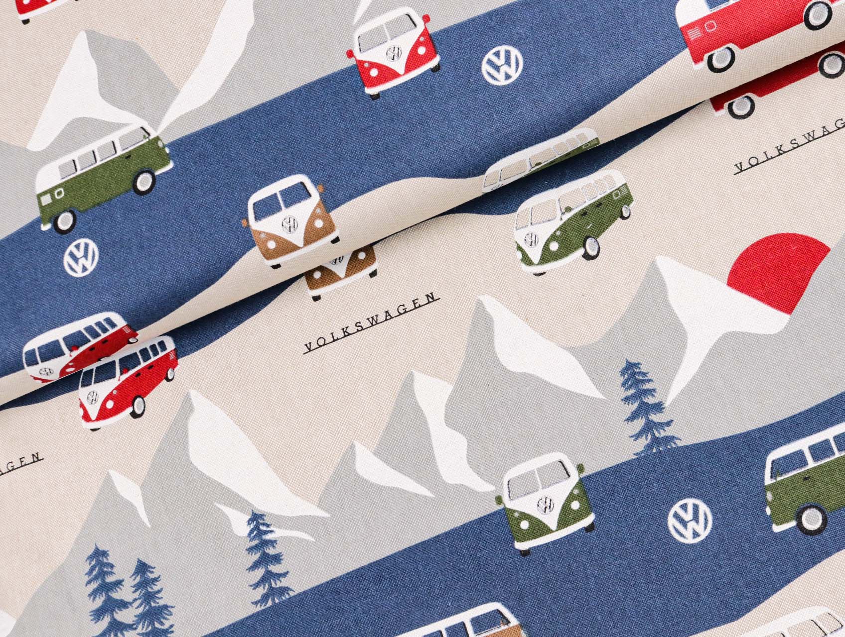 CANVAS ✧ Volkswagen ✧ Bulli in den Bergen NATUR