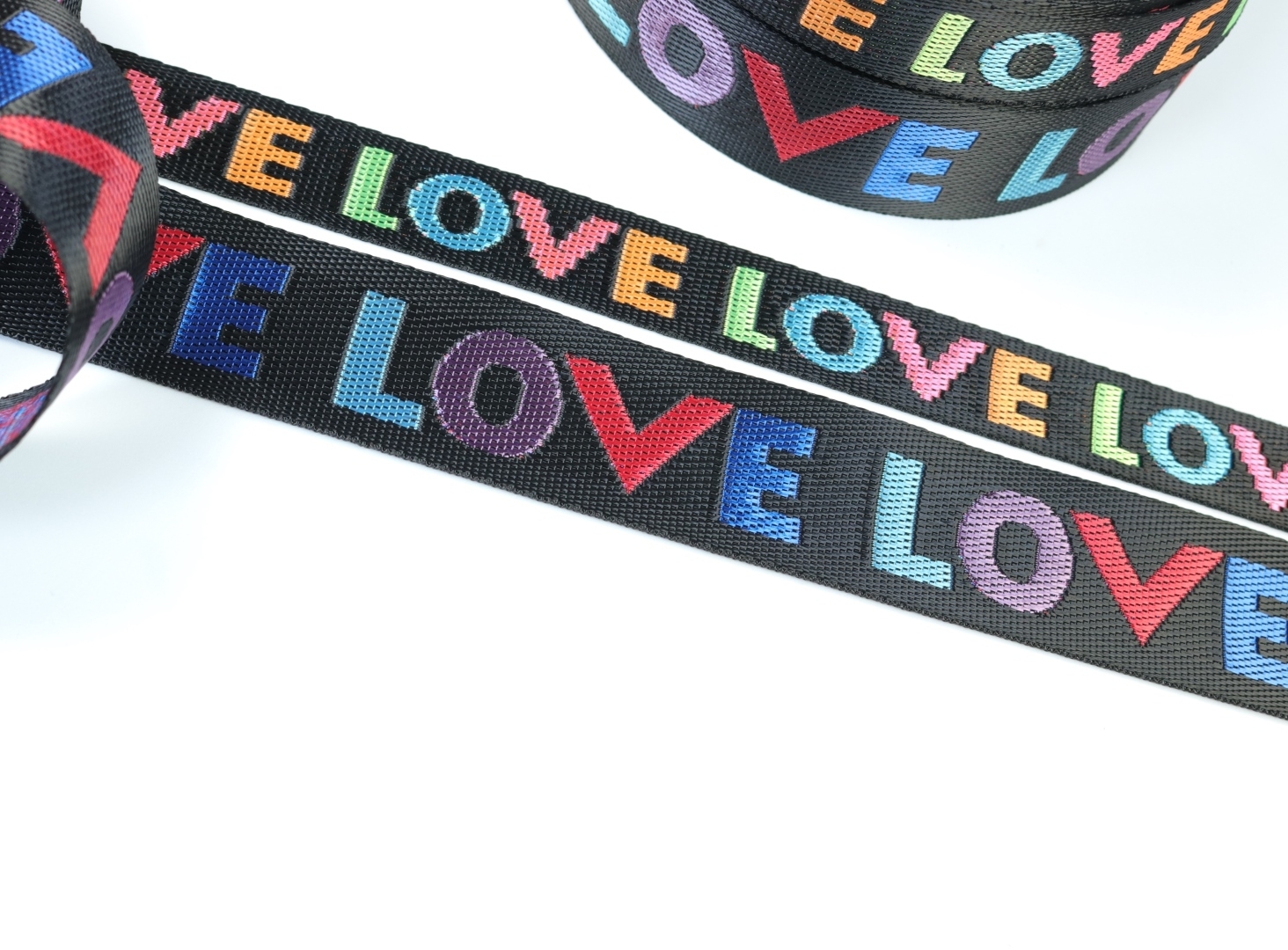 Gurtband Jacquard LOVE auf SCHWARZ 25mm breit